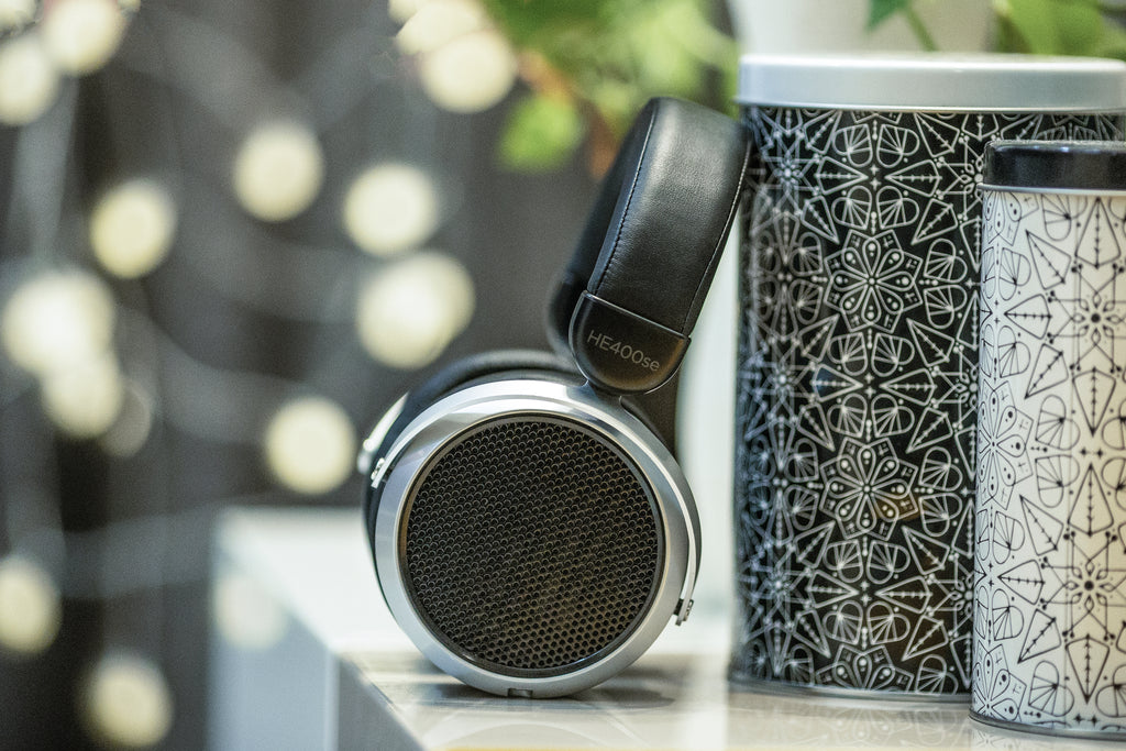 Hifiman HE400se planar magnetic headphones lifestyle | Headphones.com
